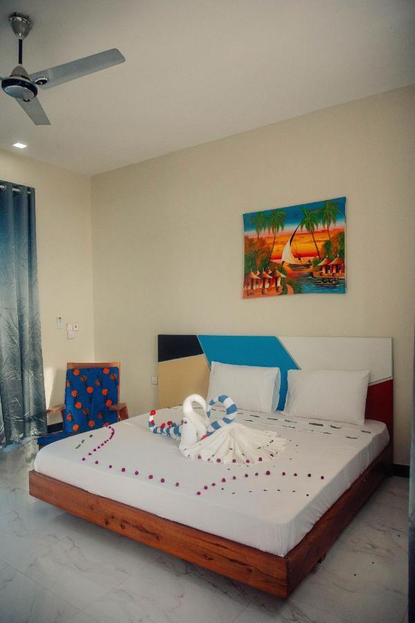 Ocean Breeze Hotel Нунгви Экстерьер фото